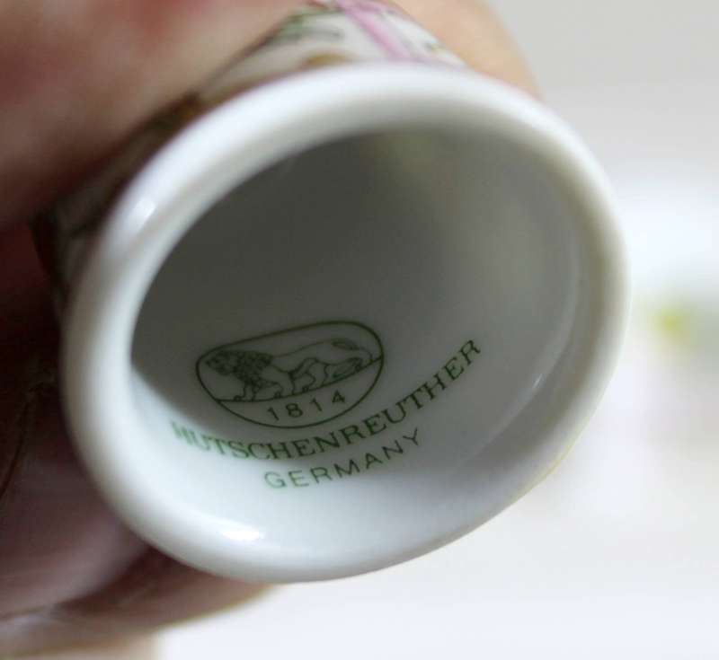 Porcelain Thimble - Hutschenreuther - Full Set - Flower of the Month