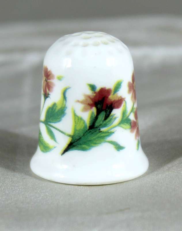 Porcelain Thimble - Coalport - Maroon Flowers