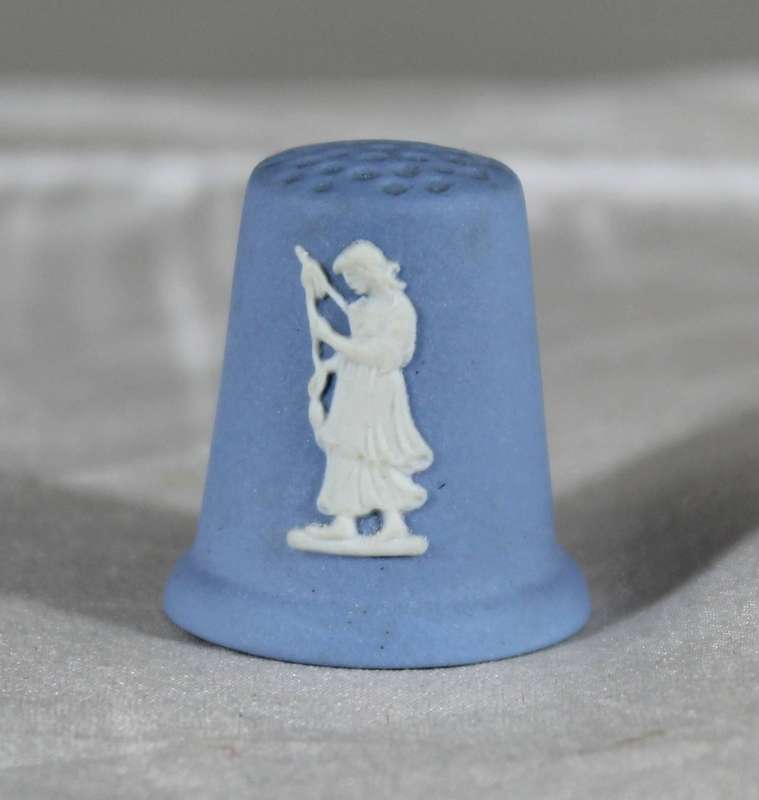 Wedgwood Blue Jasperware Thimble - Spinner