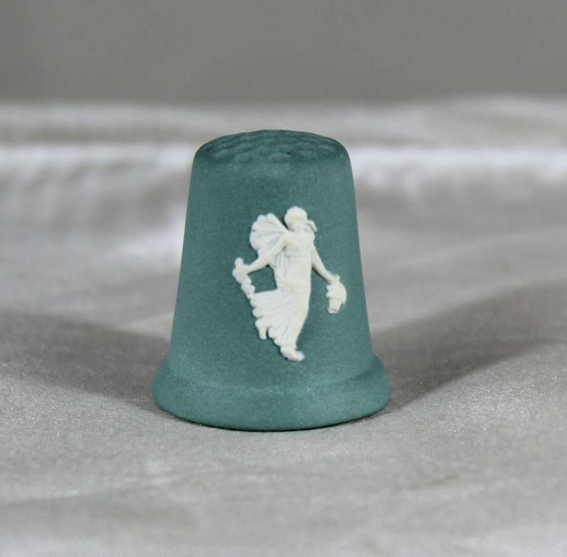 Wedgwood Dark Green Jasperware Thimble - Floral Girl