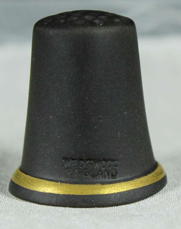 Wedgwood Black Jasperware Thimble - William Shakespeare