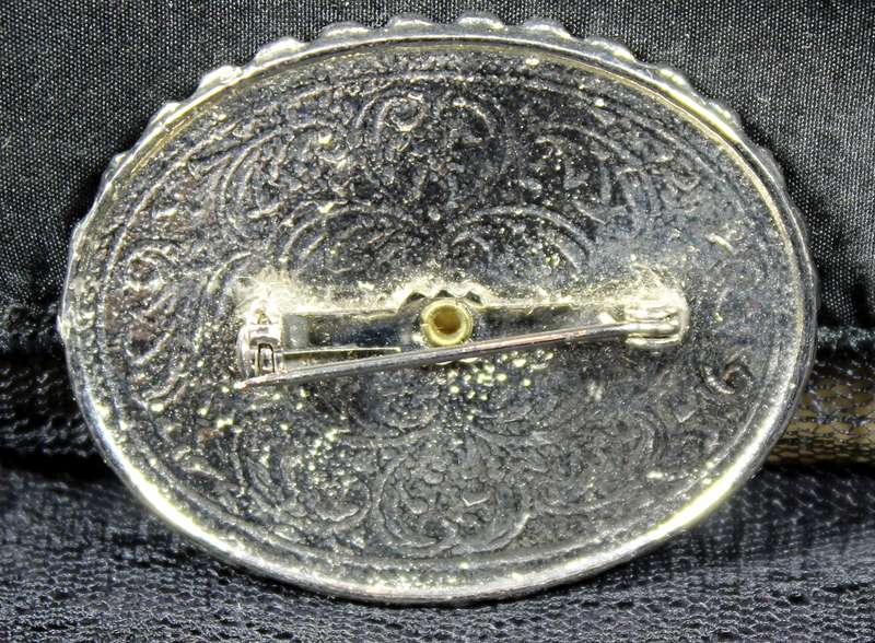 Costume Jewelry - Embossed Flower Pendant