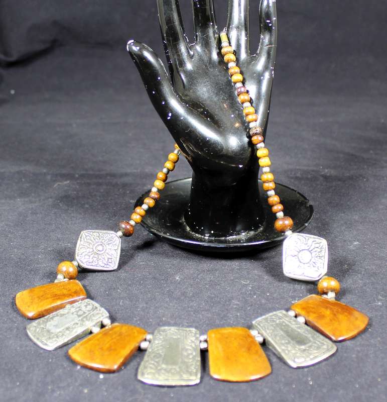 Costume Jewelry - Metal and Wood Ethnic Necklace