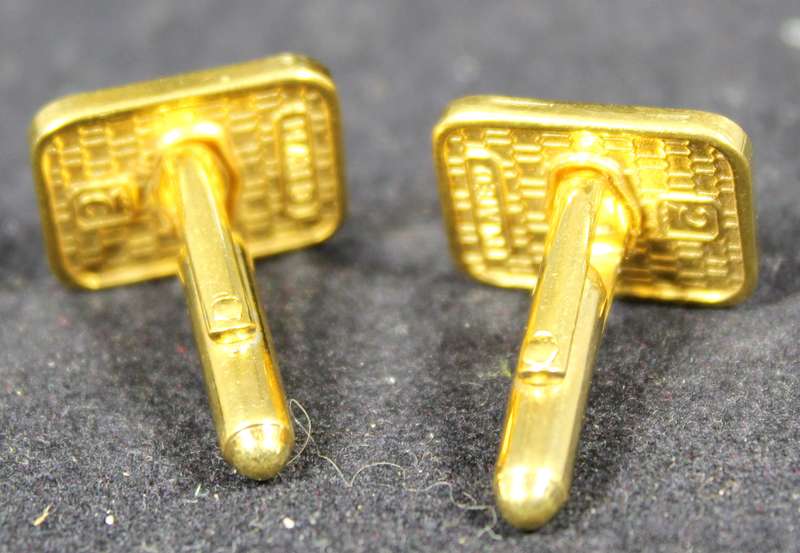 costume jewelry - gold plated cufflinks