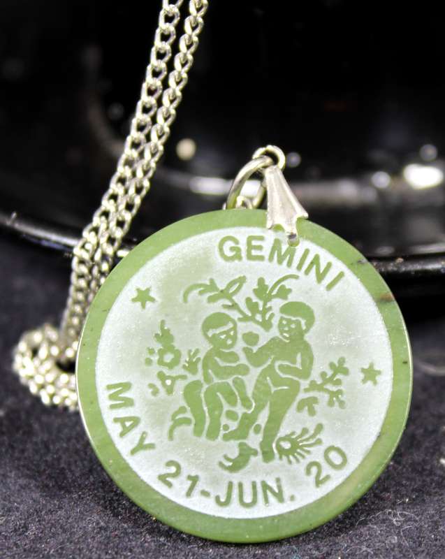costume jewelry - Gemini pendant with silver look chain