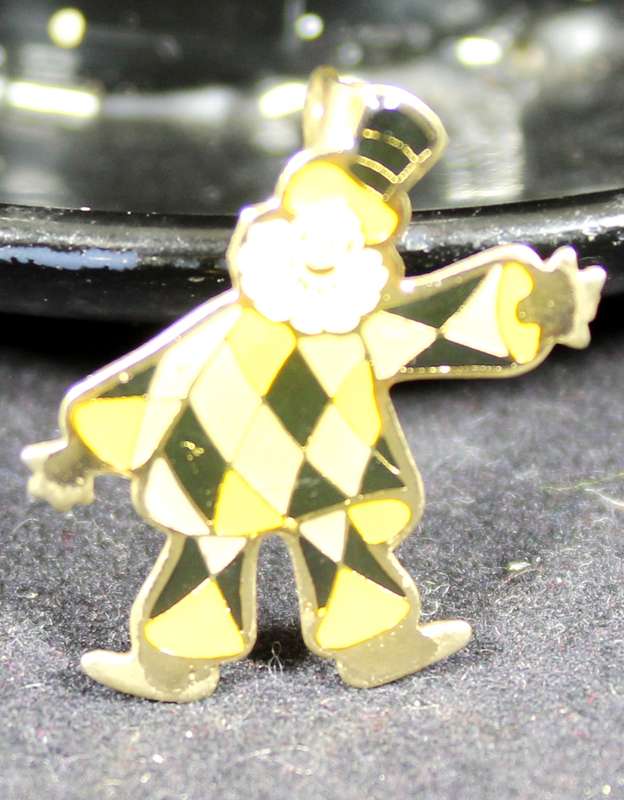 costume jewelry - metal clown brooch with enamel