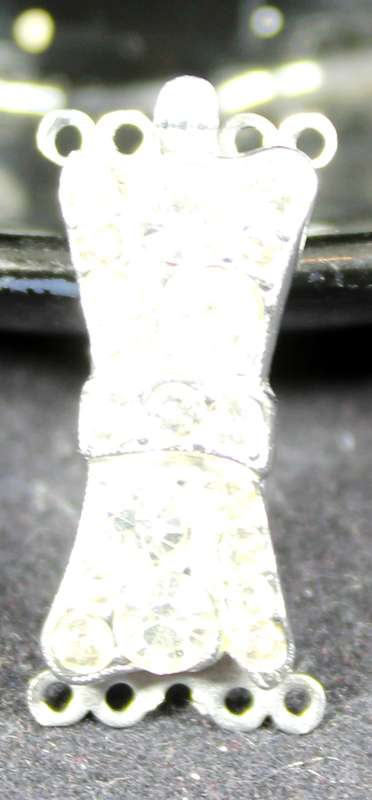costume jewelry - diamante bow-tie pendant