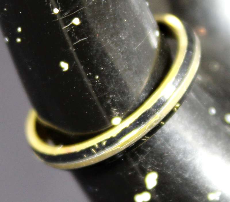 costume jewelry - very fine pinky ring - black