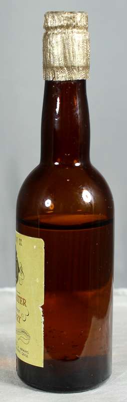 Mini liquor bottle - Old Master - Old Brown Sherry
