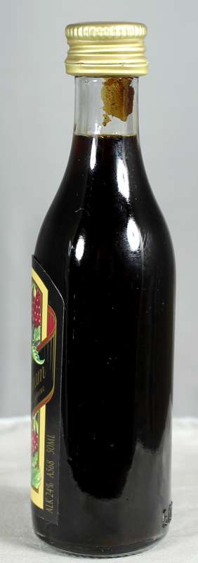 Mini liquor bottle - Wildebaum Youngberry liqueur