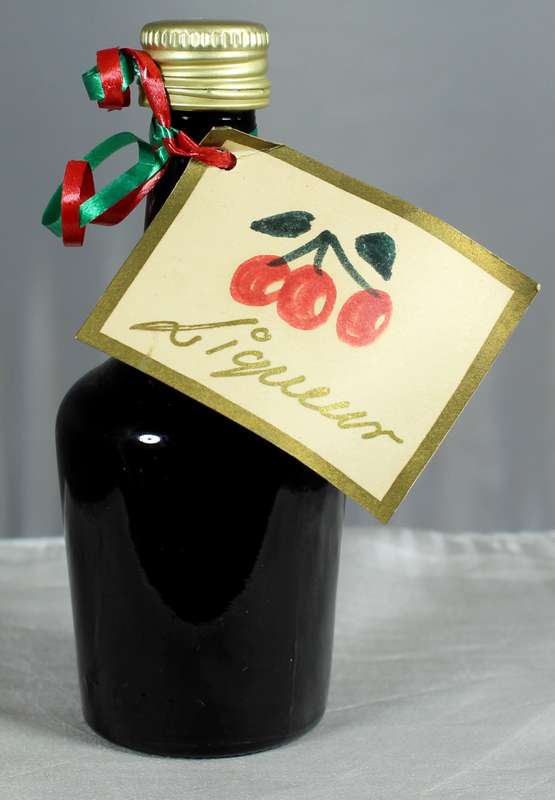 Mini liquor bottle - Cherry liqueur