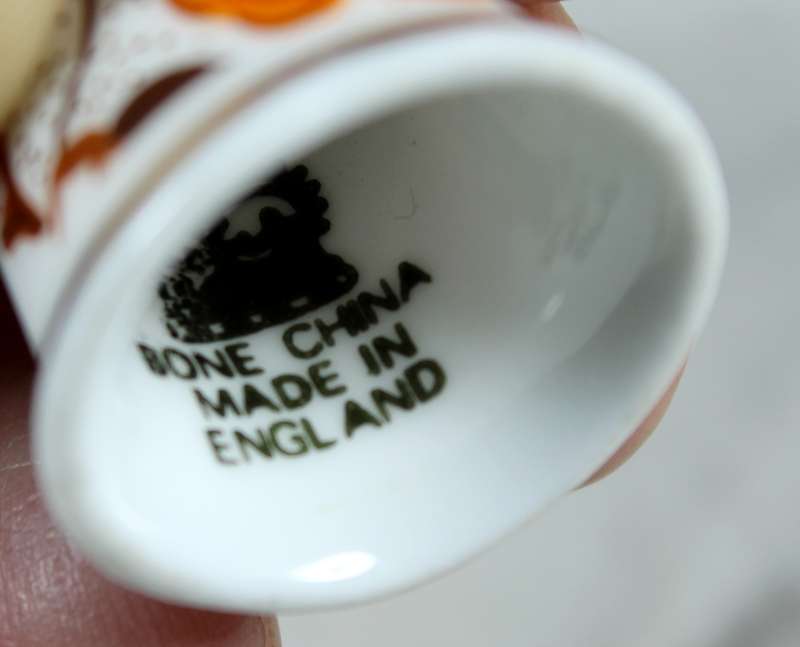 Bone China thimble - orange flowers