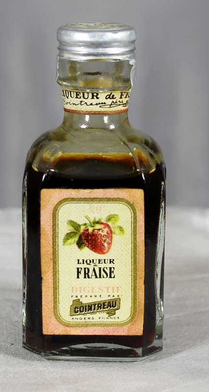 Mini liquor bottle - Contreau - Liqueur de fraise