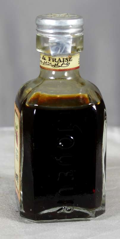 Mini liquor bottle - Contreau - Liqueur de fraise