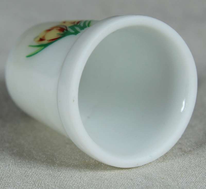 Bone China thimble - yellow & red flowers