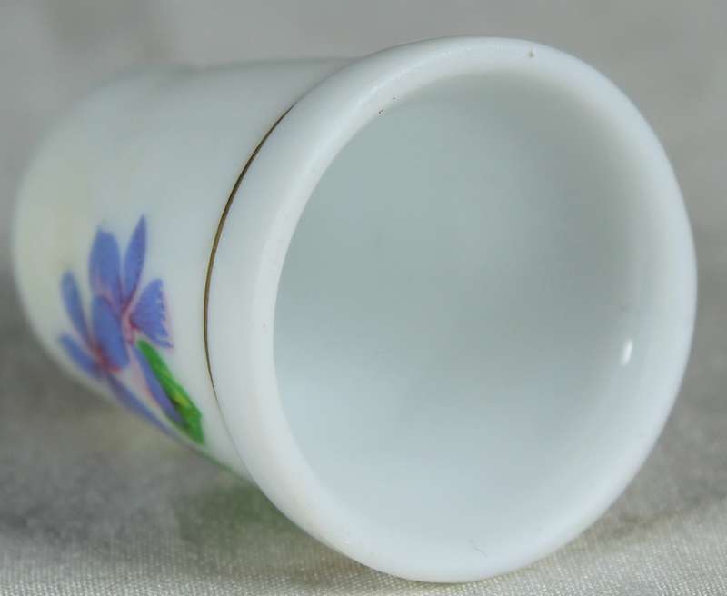 Bone China thimble - purple flowers