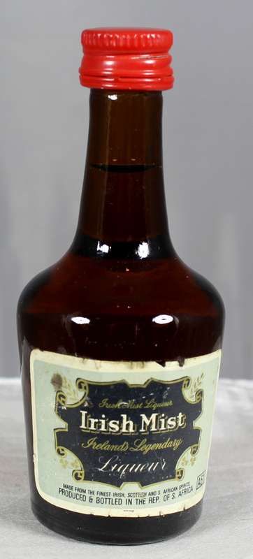 Mini liquor bottle - Irish Mist
