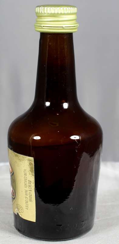Mini Liquor Bottle - Santhagens - Cape Velvet cream