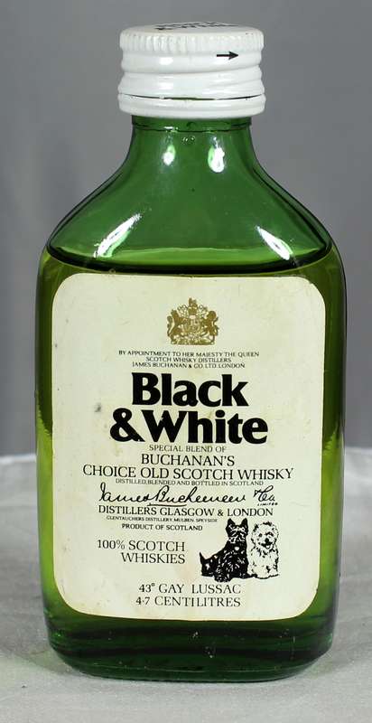 Mini Liquor Bottle - Black & White whisky