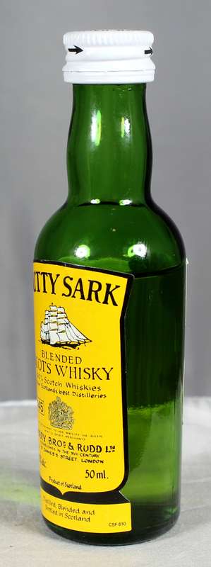 Mini Liquor Bottle - Cutty Sark whisky