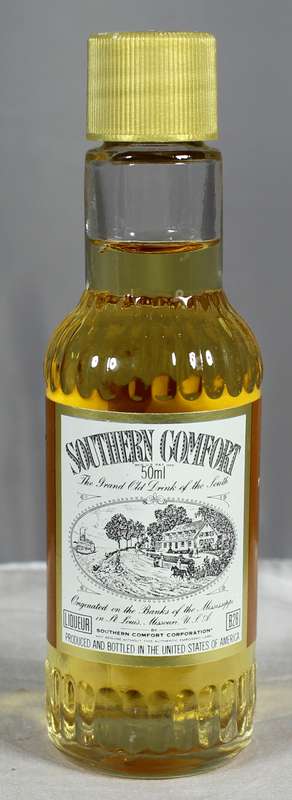 Mini liquor bottle - Southern Comfort
