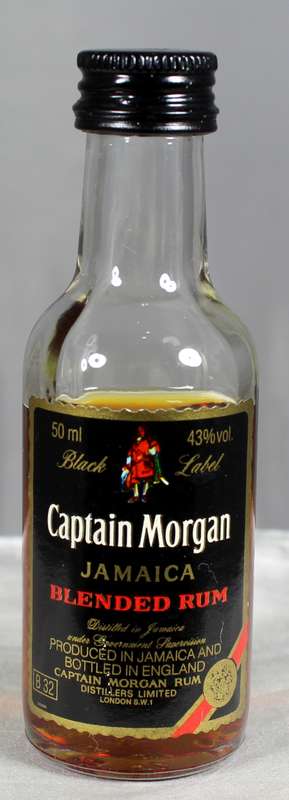 Mini Liquor Bottle - Captain Morgan rum