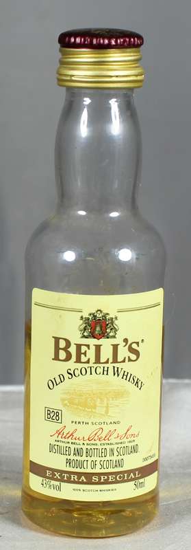 Mini Liquor Bottle - Bell's whisky