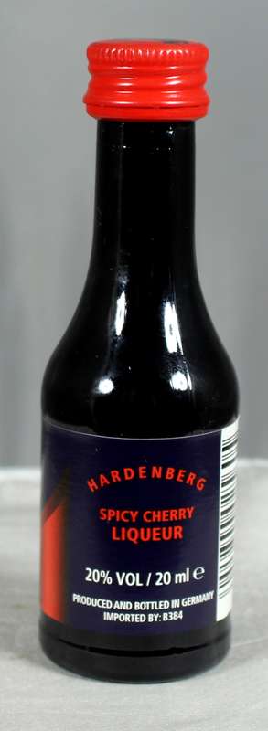 Mini liquor bottle - Kleiner Keiler - Spicy cherry liqueur