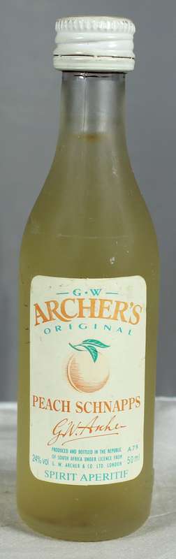 Mini liquor bottle - Archers - Peach schnapps