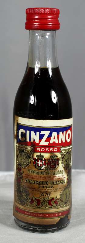 Mini liquor bottle - Cinzano rosso