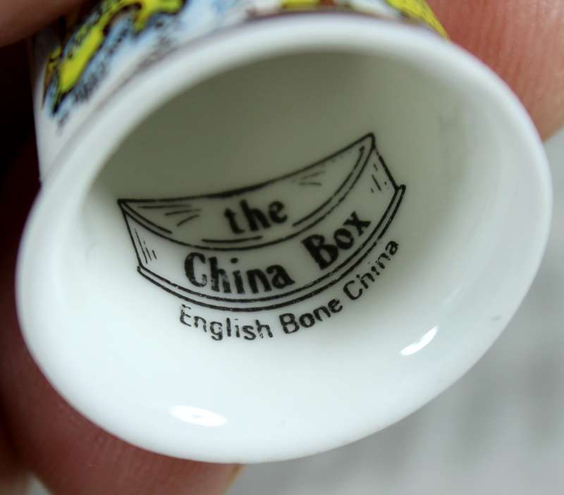 Bone China thimble - Jersey