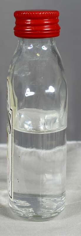Mini liquor bottle - Todd's London dry gin