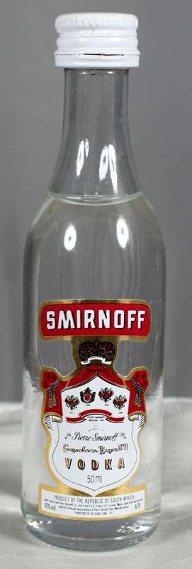 Mini liquor bottle - Smirnoff - Vodka