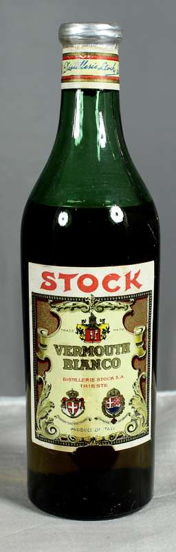 Mini liquor bottles - Stock - Vermouth bianco