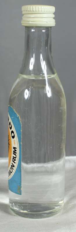 Mini liquor bottles - Ricardo - Dominian rum