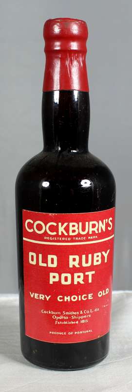 Mini liquor bottles - Cockburns' - Old Ruby port