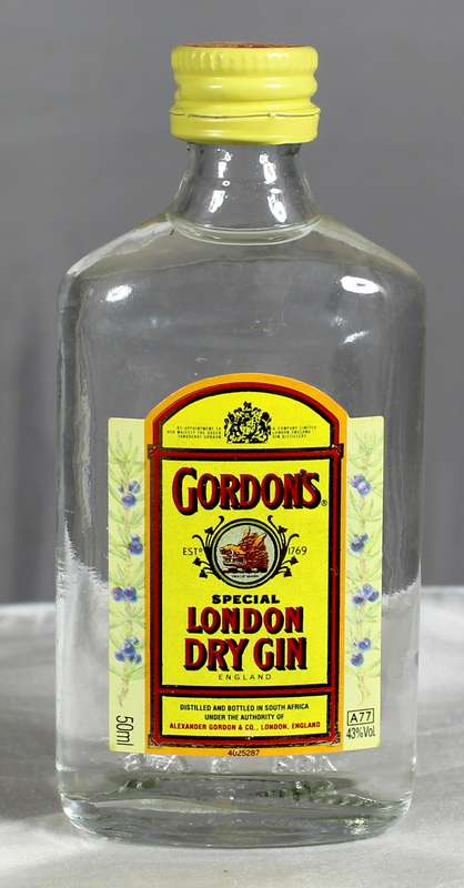 Mini liquor bottles - Gordon's London dry gin