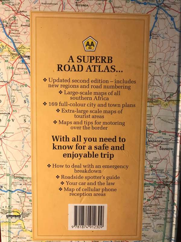 The New Southern African Book of the Road: Map and Road Info Book for SA - AA
