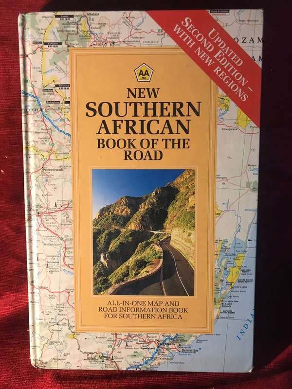The New Southern African Book of the Road: Map and Road Info Book for SA - AA