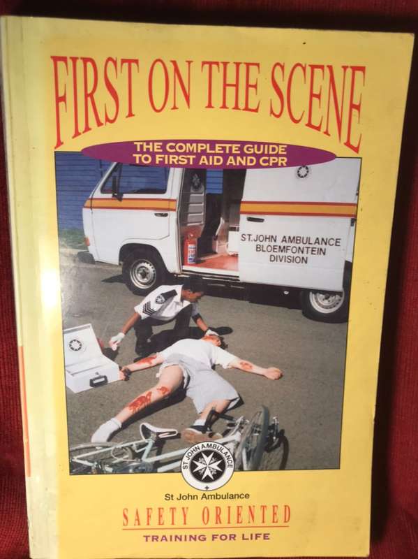 First Aid - 2x Book bundle | COMPLETE GUIDE TO FIRST AID & CPR
