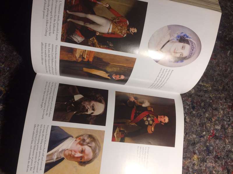 Victoria The Queen: An Intimate Biography of the Woman Who Ruled an Empire - Julia Baird