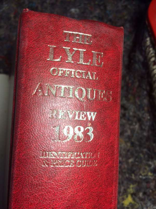 The Lyle Official Antiques Review 1983 - Identification & Price Guide
