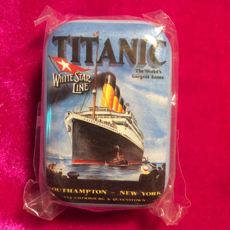 Retro Tin - Titanic: Worlds Largest Liner