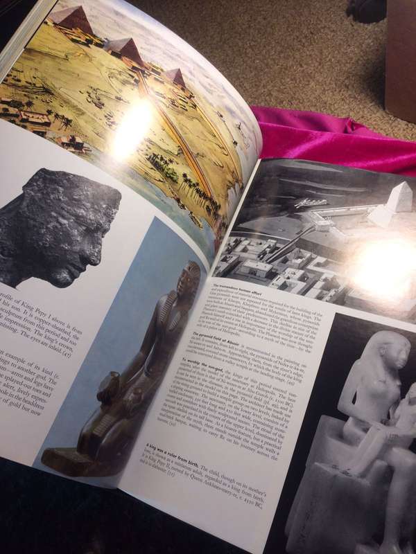 The Dawn of Civilization: The First World Survey of Human Cultures in Early Times - Stuart Piggott