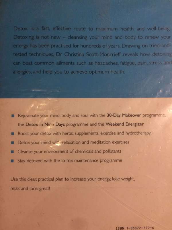 Detox: Cleanse and Recharge Your Mind, Body and Soul - Dr Christina Scott-Moncrieff