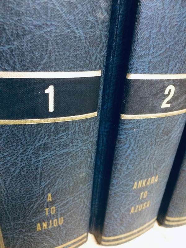 Encyclopedia Americana Set - 25 Volumes (1970)