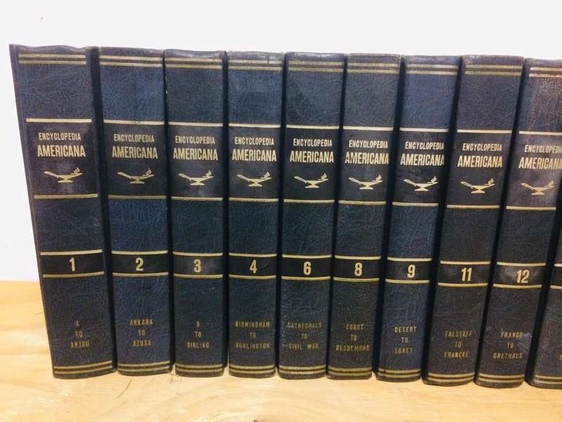 Encyclopedia Americana Set - 25 Volumes (1970)