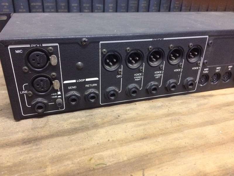 DigiTech Studio Vocalist Pro- Rack Mount Harmonizer and Vocal Processor
