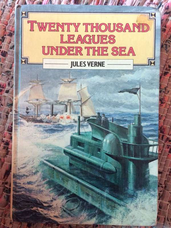 Twenty Thousand Leagues Under the Sea - Jules Verne (1975 Hardcover)