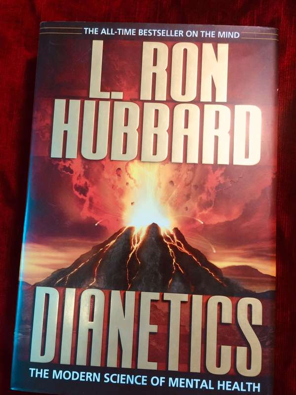 Dianetics: The Modern Science of Mental Health - L Ron Hubbard (2007 Hardcover) LIKE NEW
